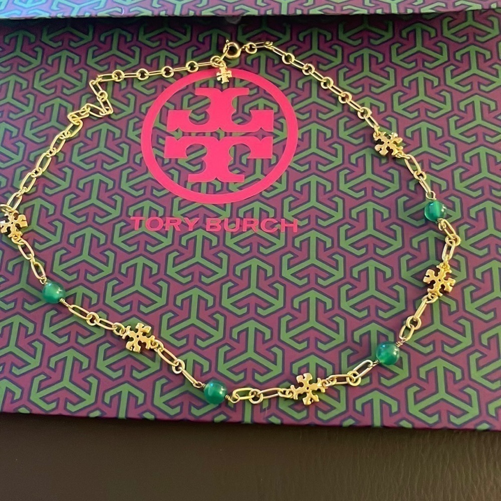 TORY BURCH necklace